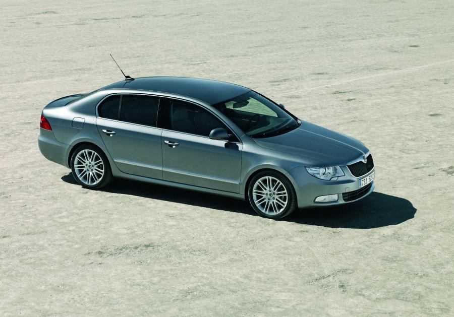  Skoda Superb 2008 года  (фото 23 из 131)